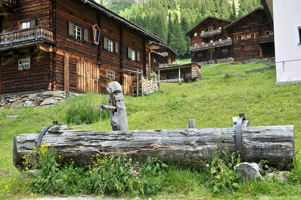 Der Gannerhof Hotel Innervillgraten Exterior photo
