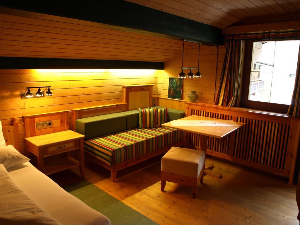 Der Gannerhof Hotel Innervillgraten Room photo
